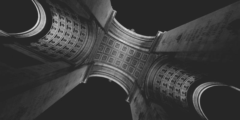 有机健康新选择：用没药、丁香与薄荷精油打造天然口腔护理方案